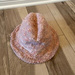 Boucle hat